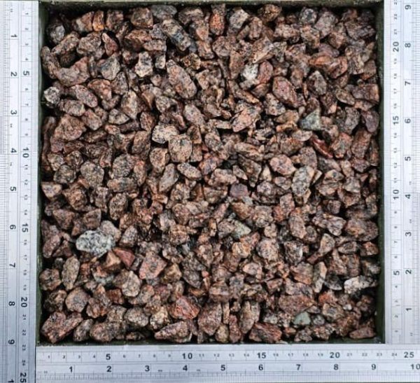 'Pink' Granite Chipings - 14mm - Image 3