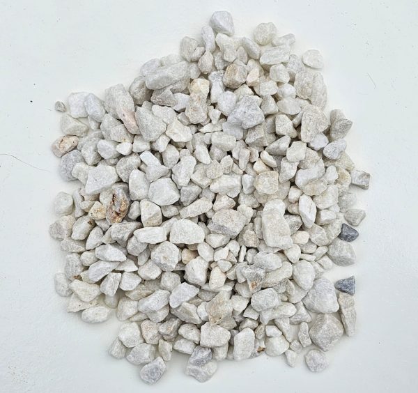 Polar White Chippings - 20mm - Image 6